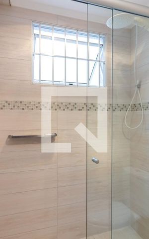 Casa para alugar com 197m², 3 quartos e 1 vagaBanheiro 2