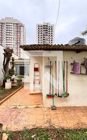 Casa à venda com 157m², 3 quartos e 2 vagas Casa à venda com 157m², 3 quartos e 2 vagasQuintal