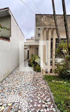 Casa à venda com 157m², 3 quartos e 2 vagas Casa à venda com 157m², 3 quartos e 2 vagasQuintal