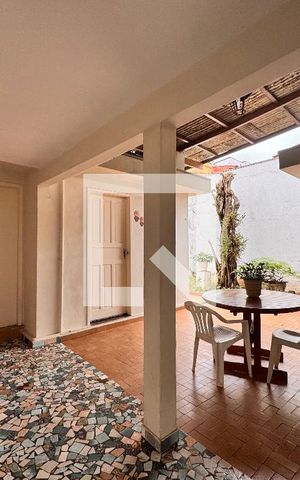 Casa à venda com 157m², 3 quartos e 2 vagas Casa à venda com 157m², 3 quartos e 2 vagasVaranda/ quintal