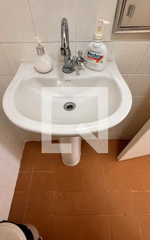Casa à venda com 157m², 3 quartos e 2 vagas Casa à venda com 157m², 3 quartos e 2 vagasBanheiro 2