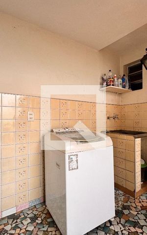 Casa à venda com 157m², 3 quartos e 2 vagas Casa à venda com 157m², 3 quartos e 2 vagasLavanderia