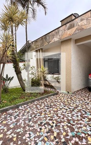 Casa à venda com 157m², 3 quartos e 2 vagas Casa à venda com 157m², 3 quartos e 2 vagasGaragem