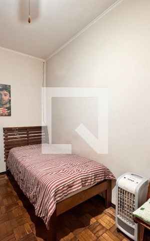 Casa à venda com 157m², 3 quartos e 2 vagas Casa à venda com 157m², 3 quartos e 2 vagasQuarto 1