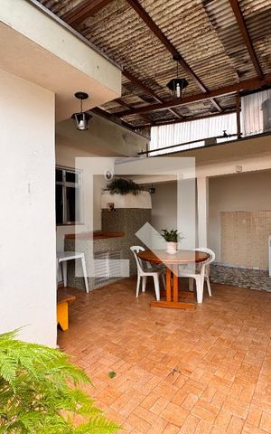 Casa à venda com 157m², 3 quartos e 2 vagas Casa à venda com 157m², 3 quartos e 2 vagasVaranda/ quintal