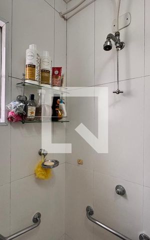 Casa à venda com 157m², 3 quartos e 2 vagas Casa à venda com 157m², 3 quartos e 2 vagasBanheiro