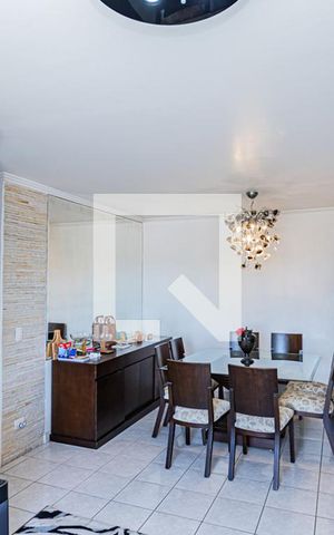 Apartamento para alugar com 82m², 3 quartos e 2 vagasSala