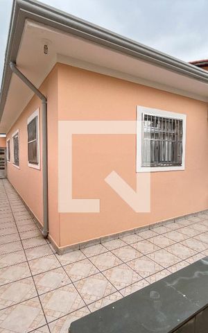 Casa à venda com 156m², 3 quartos e 3 vagas Casa à venda com 156m², 3 quartos e 3 vagasQuintal