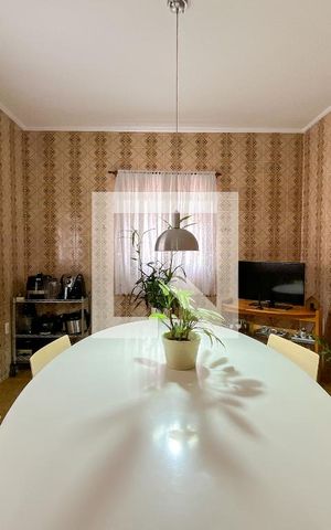 Casa à venda com 156m², 3 quartos e 3 vagas Casa à venda com 156m², 3 quartos e 3 vagasCozinha