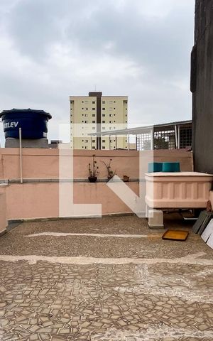 Casa à venda com 156m², 3 quartos e 3 vagas Casa à venda com 156m², 3 quartos e 3 vagasLaje
