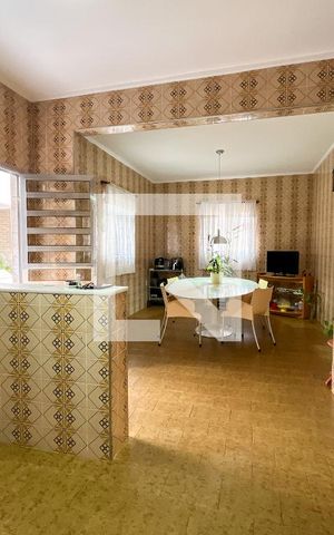Casa à venda com 156m², 3 quartos e 3 vagas Casa à venda com 156m², 3 quartos e 3 vagasCozinha