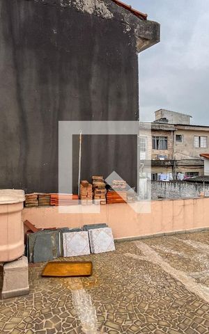 Casa à venda com 156m², 3 quartos e 3 vagas Casa à venda com 156m², 3 quartos e 3 vagasLaje