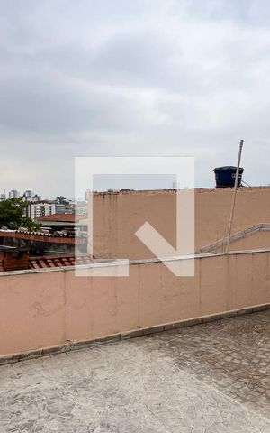 Casa à venda com 156m², 3 quartos e 3 vagas Casa à venda com 156m², 3 quartos e 3 vagasLaje