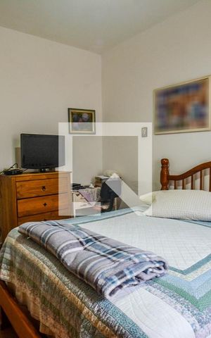 Casa à venda com 308m², 3 quartos e 5 vagas Casa à venda com 308m², 3 quartos e 5 vagasQuarto 1