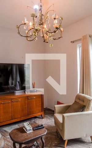 Casa à venda com 308m², 3 quartos e 5 vagas Casa à venda com 308m², 3 quartos e 5 vagasSala 1