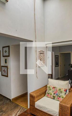 Casa à venda com 308m², 3 quartos e 5 vagas Casa à venda com 308m², 3 quartos e 5 vagasSala 2