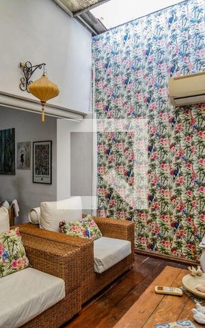 Casa à venda com 308m², 3 quartos e 5 vagas Casa à venda com 308m², 3 quartos e 5 vagasSala 2