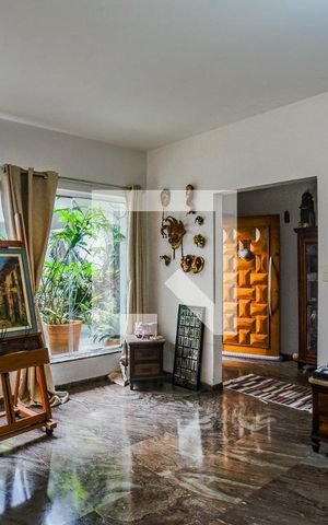 Casa à venda com 308m², 3 quartos e 5 vagas Casa à venda com 308m², 3 quartos e 5 vagasSala 1