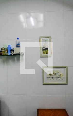 Casa à venda com 308m², 3 quartos e 5 vagas Casa à venda com 308m², 3 quartos e 5 vagasBanheiro da Suíte