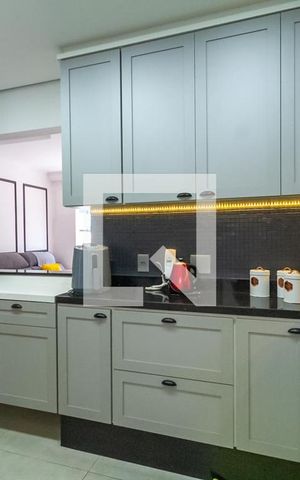 Casa de condomínio à venda com 127m², 3 quartos e 3 vagas Casa de condomínio à venda com 127m², 3 quartos e 3 vagasCozinha