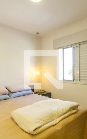 Casa de condomínio à venda com 127m², 3 quartos e 3 vagas Casa de condomínio à venda com 127m², 3 quartos e 3 vagasQuarto Suíte