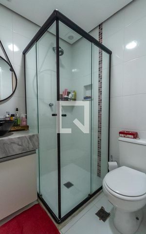 Casa de condomínio à venda com 127m², 3 quartos e 3 vagas Casa de condomínio à venda com 127m², 3 quartos e 3 vagasBanheiro