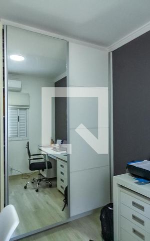 Casa de condomínio à venda com 127m², 3 quartos e 3 vagas Casa de condomínio à venda com 127m², 3 quartos e 3 vagasQuarto 2