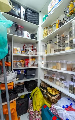 Casa de condomínio à venda com 127m², 3 quartos e 3 vagas Casa de condomínio à venda com 127m², 3 quartos e 3 vagasDespensa