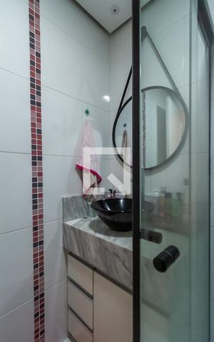 Casa de condomínio à venda com 127m², 3 quartos e 3 vagas Casa de condomínio à venda com 127m², 3 quartos e 3 vagasBanheiro