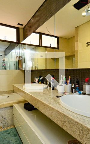 Apartamento à venda com 420m², 4 quartos e 5 vagasBanheiro suite