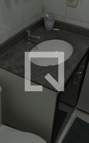 Apartamento à venda com 57m², 2 quartos e 1 vagaBanheiro da Suíte