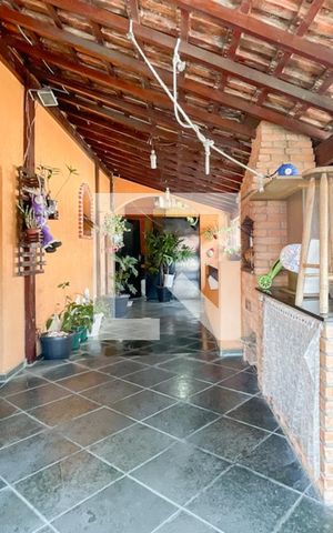 Casa à venda com 125m², 2 quartos e 2 vagas Casa à venda com 125m², 2 quartos e 2 vagasSacada
