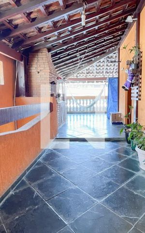 Casa à venda com 125m², 2 quartos e 2 vagas Casa à venda com 125m², 2 quartos e 2 vagasSacada