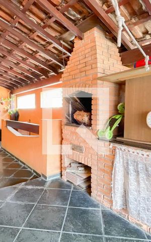 Casa à venda com 125m², 2 quartos e 2 vagas Casa à venda com 125m², 2 quartos e 2 vagasSacada