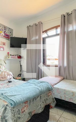 Casa à venda com 125m², 2 quartos e 2 vagas Casa à venda com 125m², 2 quartos e 2 vagasQuarto 1