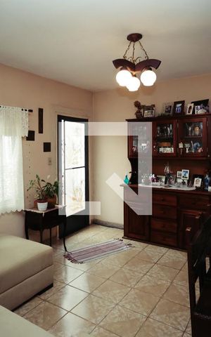 Casa à venda com 190m², 5 quartos e 4 vagas Casa à venda com 190m², 5 quartos e 4 vagasCasa 2: Sala
