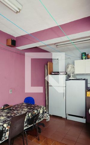 Casa à venda com 190m², 5 quartos e 4 vagas Casa à venda com 190m², 5 quartos e 4 vagasQuintal