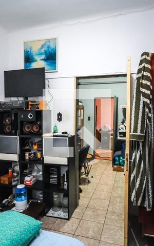 Casa à venda com 190m², 5 quartos e 4 vagas Casa à venda com 190m², 5 quartos e 4 vagasCasa 1: Quarto 1