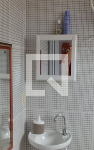Casa à venda com 100m², 2 quartos e 1 vagaBanheiro da Suíte