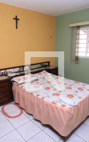 Casa à venda com 245m², 3 quartos e 5 vagasQuarto
