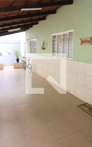 Casa à venda com 245m², 3 quartos e 5 vagasÁrea Externa