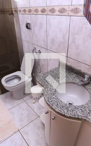 Casa à venda com 245m², 3 quartos e 5 vagasBanheiro 