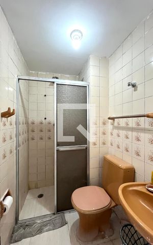 Apartamento à venda com 67m², 2 quartos e 1 vaga Apartamento à venda com 67m², 2 quartos e 1 vagaBanheiro Corredor