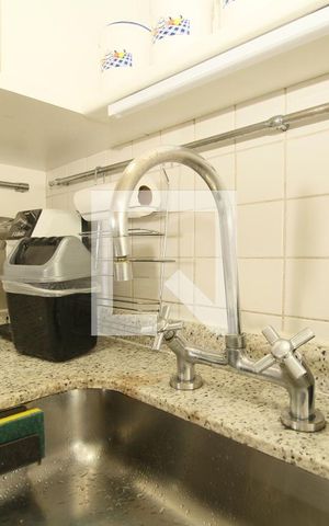 Apartamento à venda com 142m², 3 quartos e 2 vagasCozinha - Armários