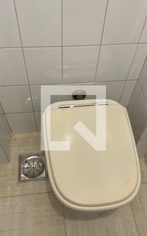 Apartamento à venda com 110m², 3 quartos e 2 vagas Apartamento à venda com 110m², 3 quartos e 2 vagasÁrea de Serviço - Banheiro