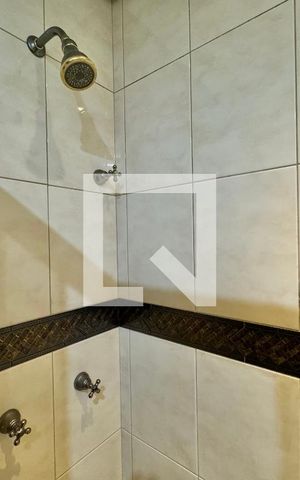 Apartamento à venda com 110m², 3 quartos e 2 vagas Apartamento à venda com 110m², 3 quartos e 2 vagasBanheiro Social