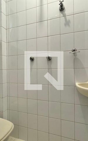 Apartamento à venda com 110m², 3 quartos e 2 vagas Apartamento à venda com 110m², 3 quartos e 2 vagasÁrea de Serviço - Banheiro