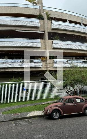 Apartamento à venda com 110m², 3 quartos e 2 vagas Apartamento à venda com 110m², 3 quartos e 2 vagasFachada