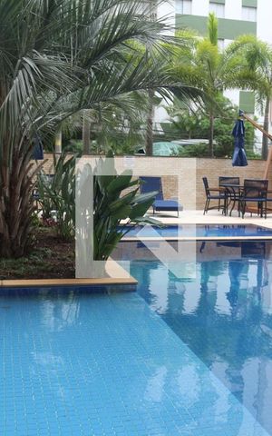 Apartamento à venda com 243m², 3 quartos e 4 vagasÁrea comum - Piscina