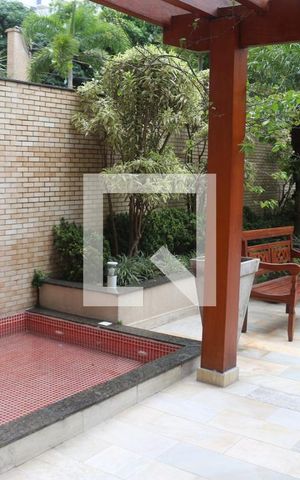 Apartamento à venda com 243m², 3 quartos e 4 vagasÁrea comum